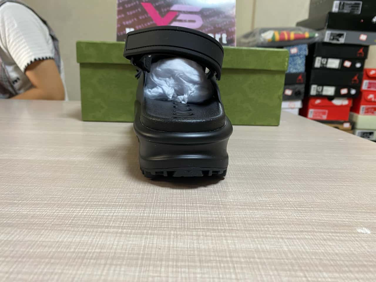 GUCCI Black Sandals With Horsebit