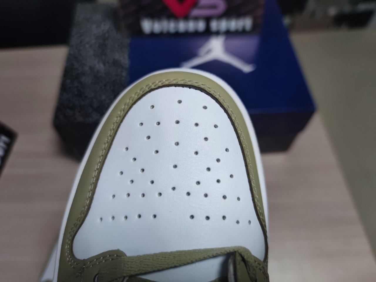 Jordan 1 HIGH ZOOM R2T DV3142 321