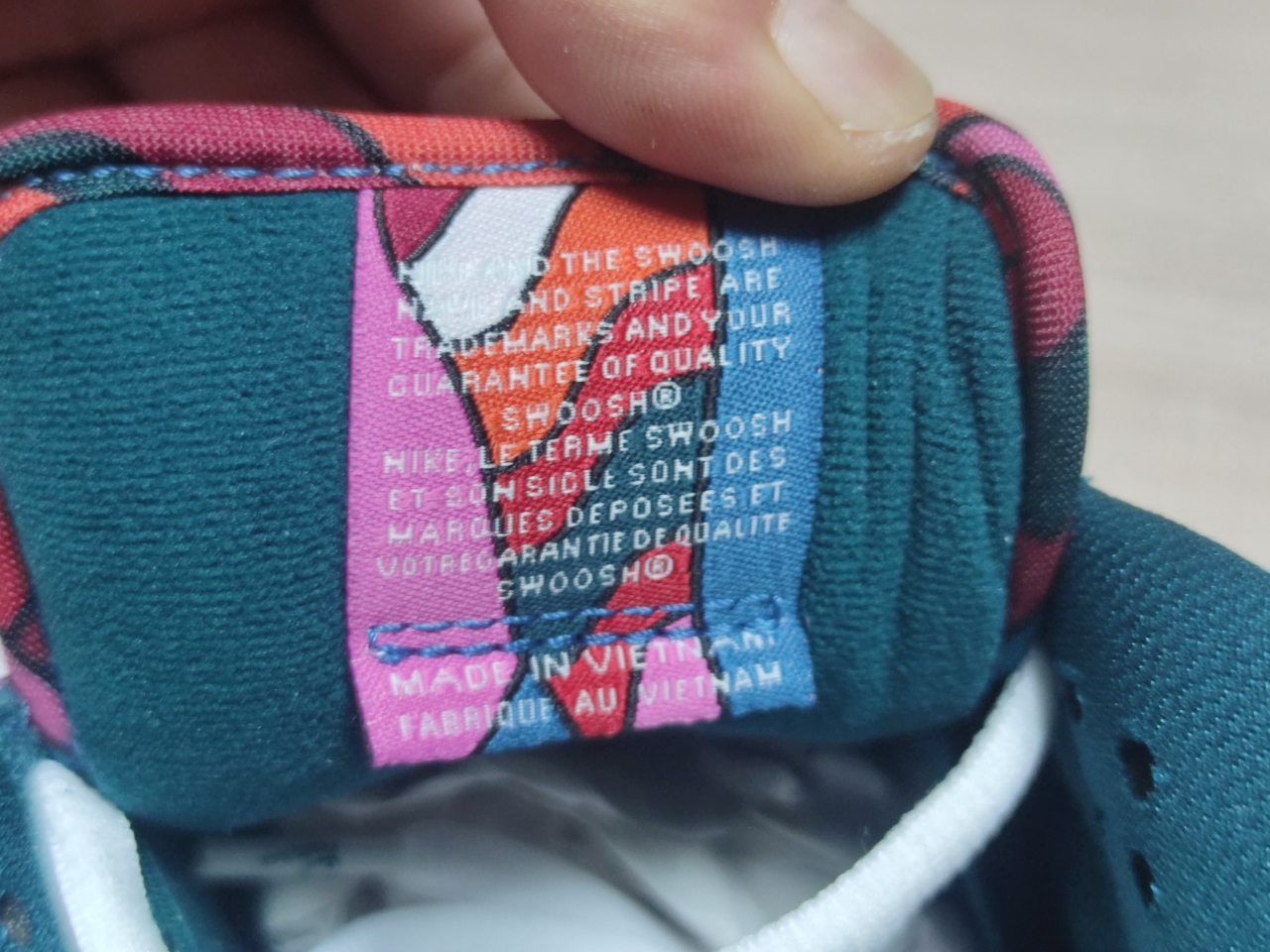 SB Dunk Low Pro Parra Abstract Art DH7695-600