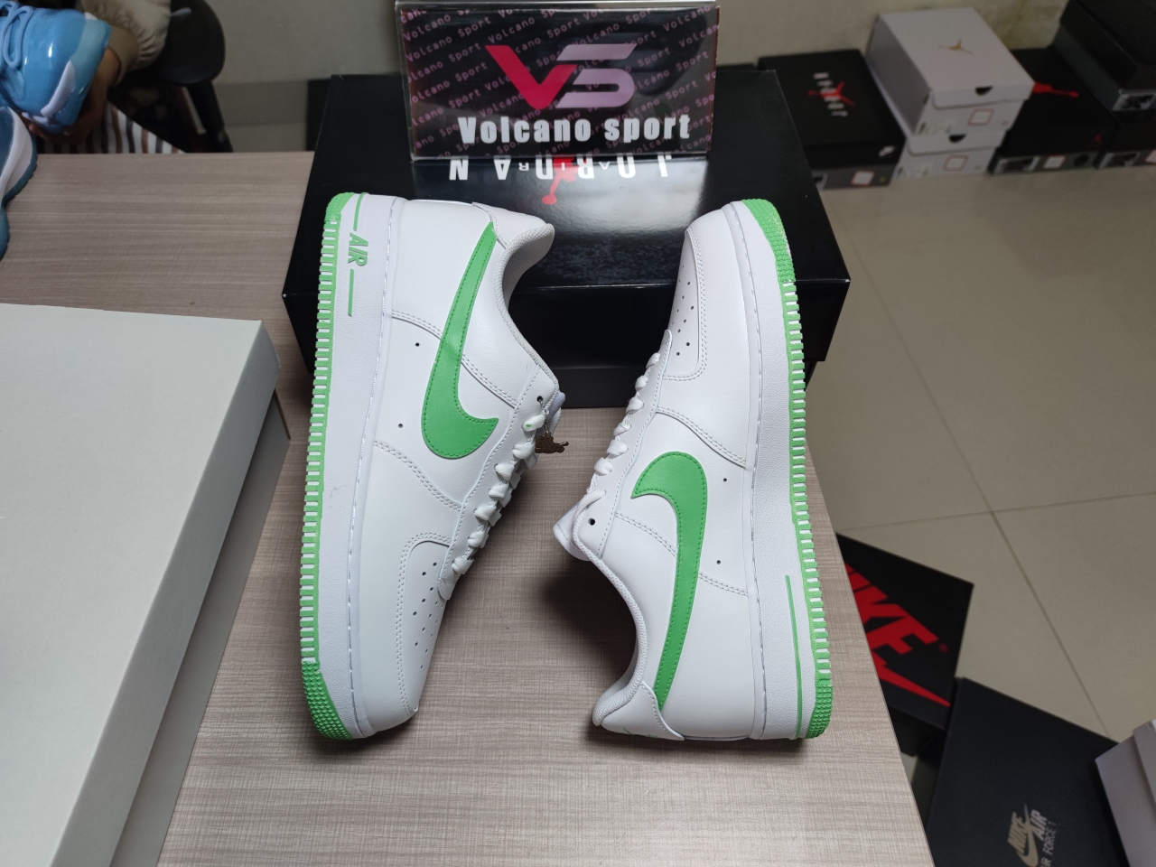 AIR FORCE 1 '07 White green