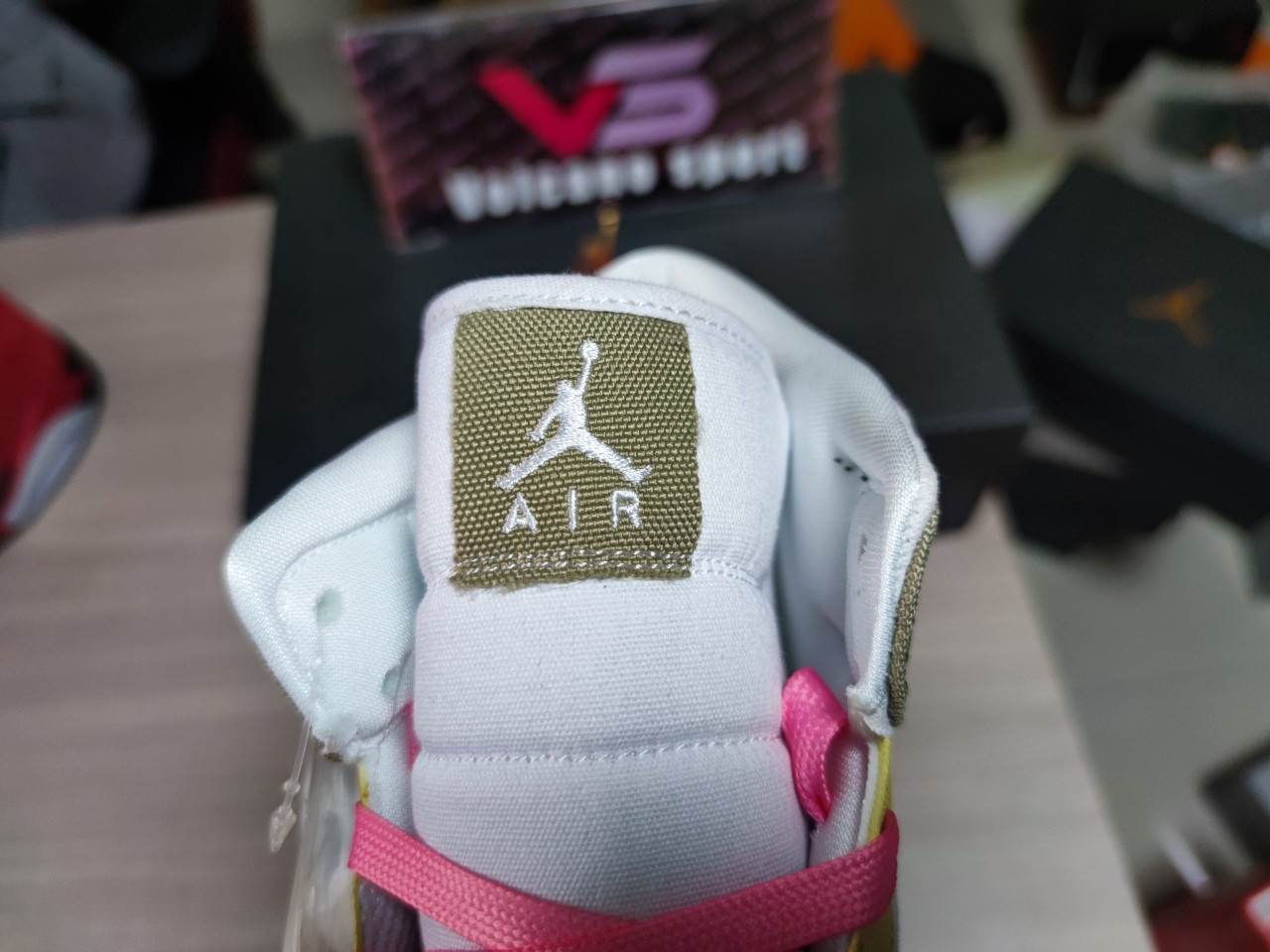 Jordan 1 Mid SE Elephant Print DM1200 016