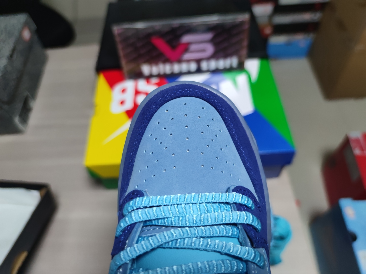 SB Dunk Low Run The Jewels DO9404-400