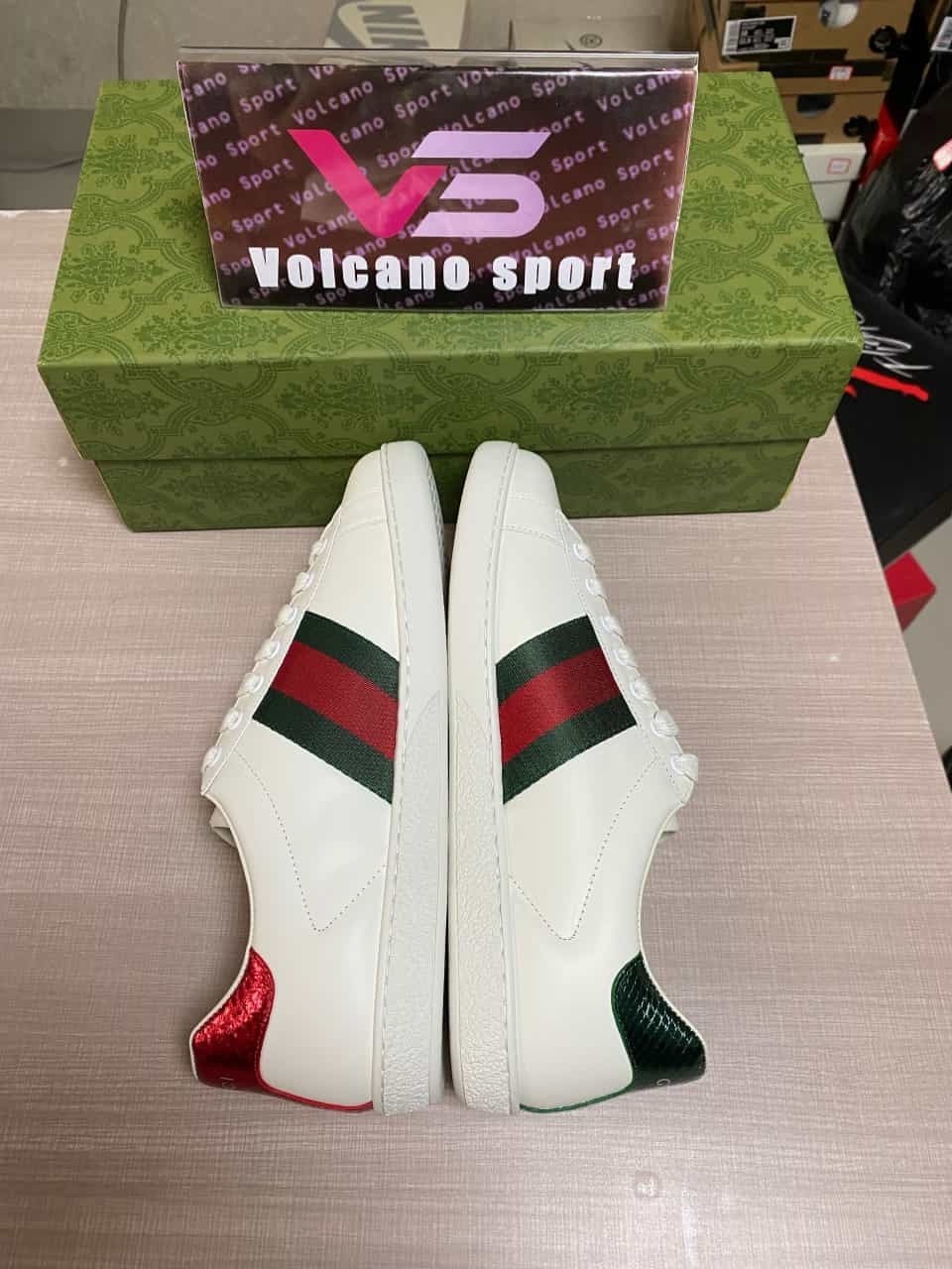 GUCCI Ace Embroidered 'Bee'