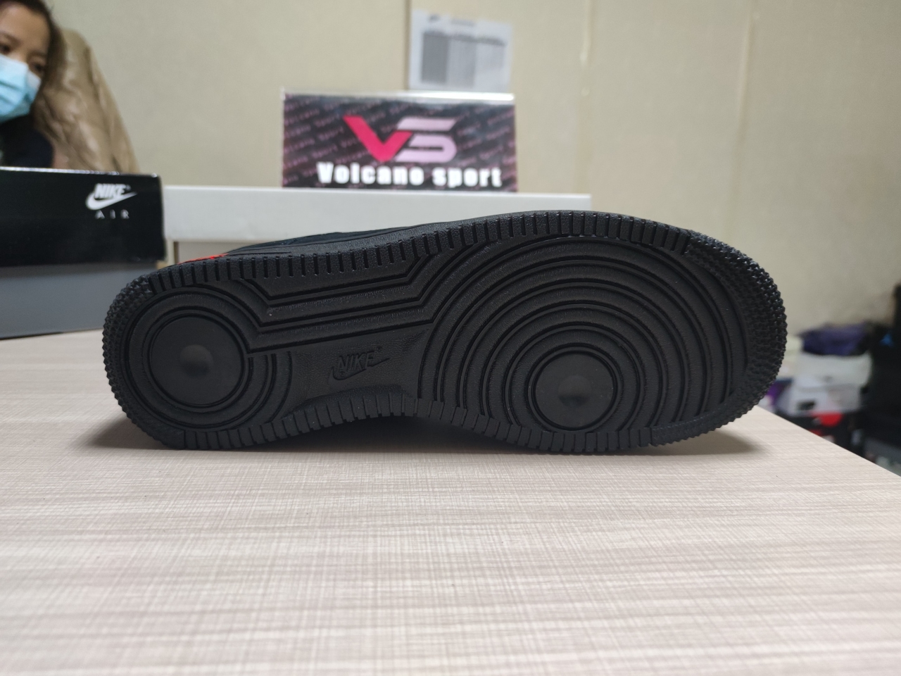 Air Force 1 Low Multi-Swoosh Black Orange DZ4514 001