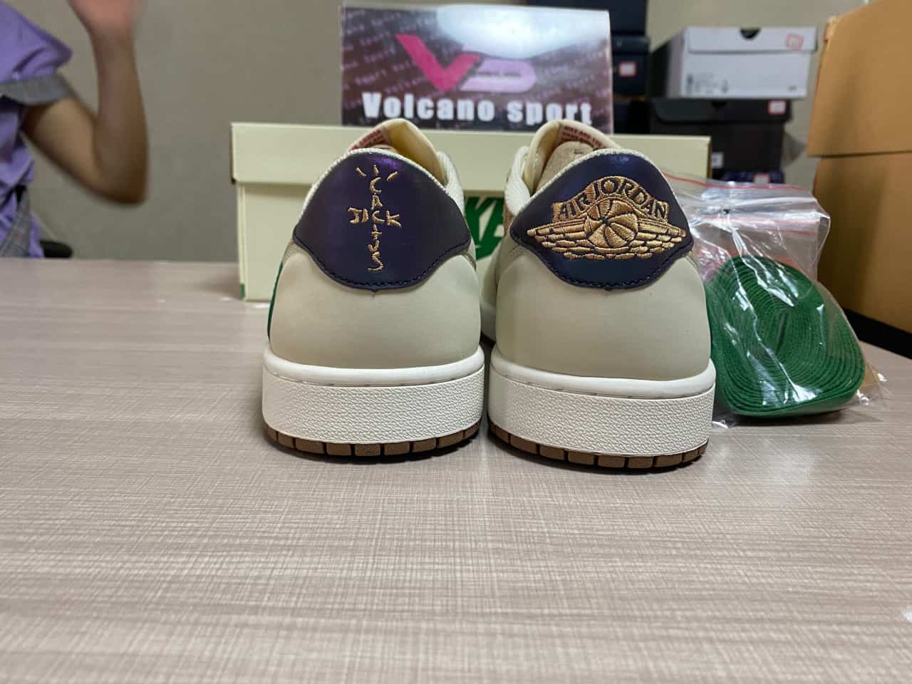 Travis Scott X Nike Air Jordan “Gucci” DM7866-661