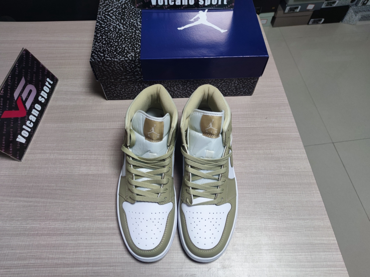 Jordan 1 HIGH ZOOM R2T DV3142 321