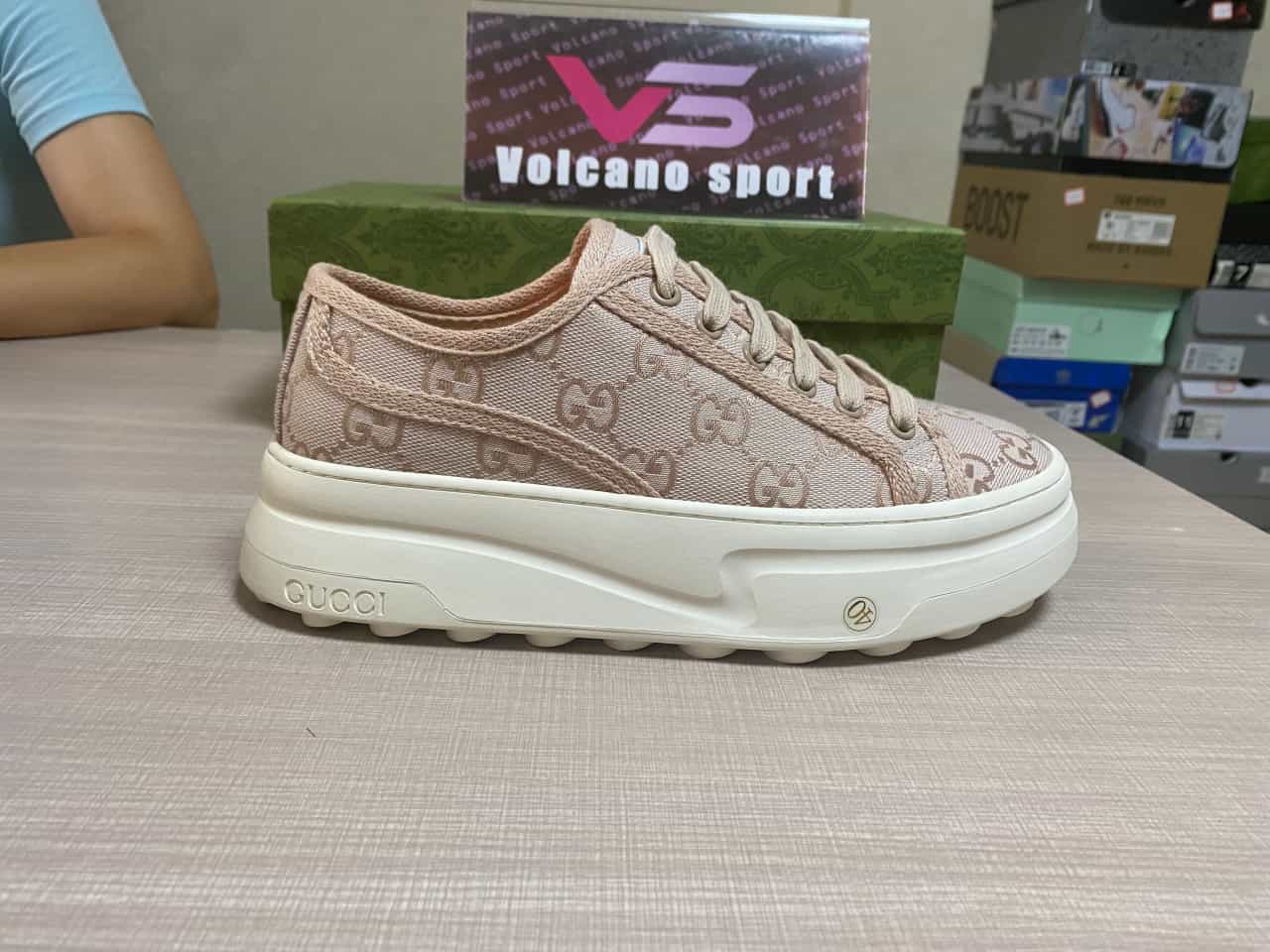 GUCCI printed platform sneakers