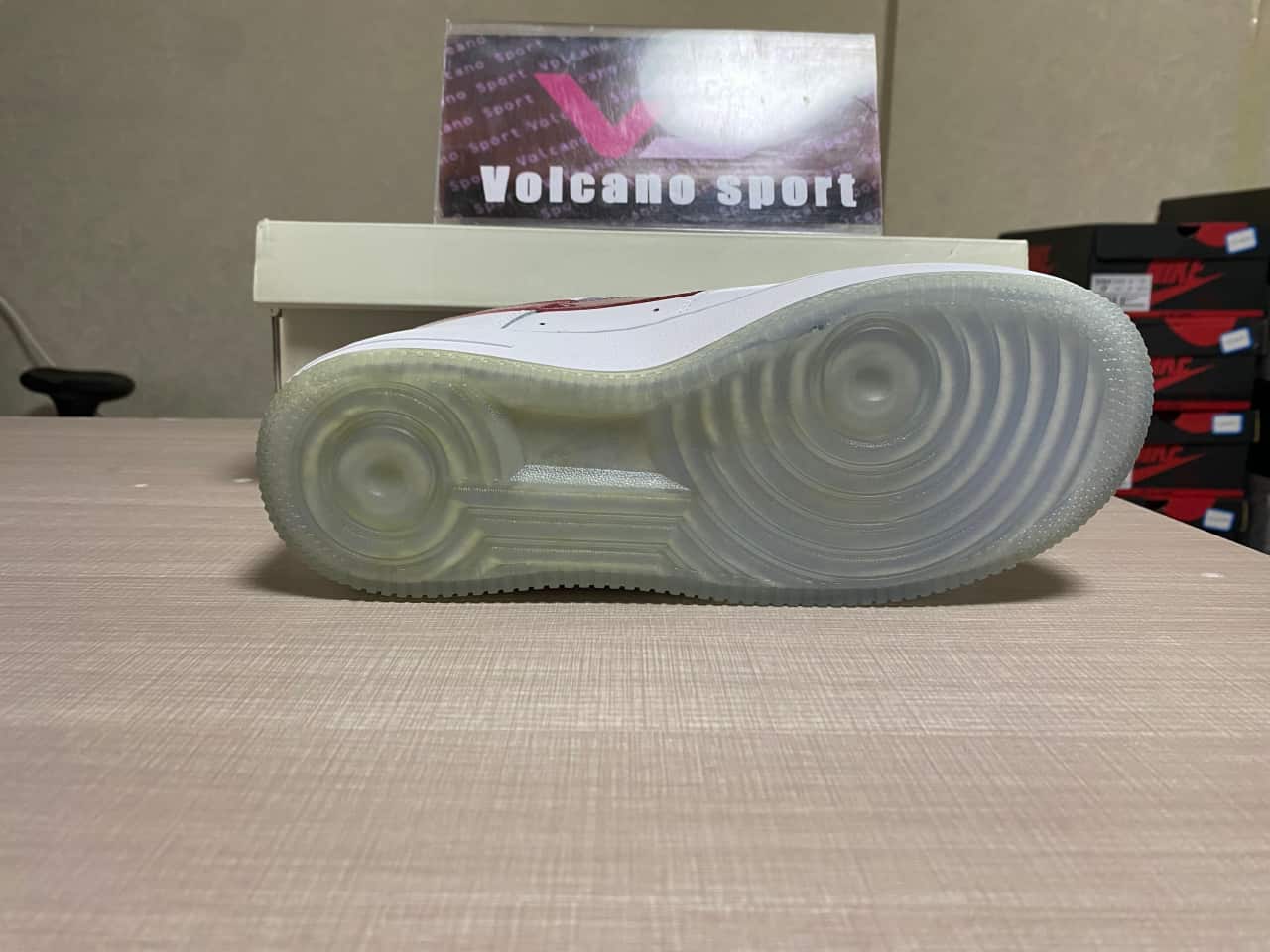 Air Force 1 07 Low White Red Metallic Gold CO3363-363