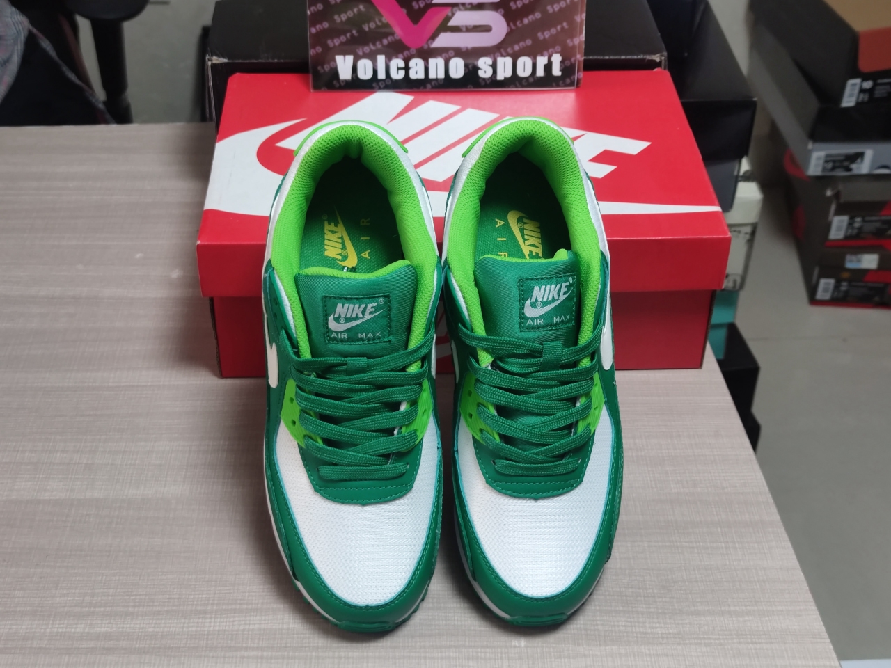 Air Max 90 St Patrick's Day DD8555 300