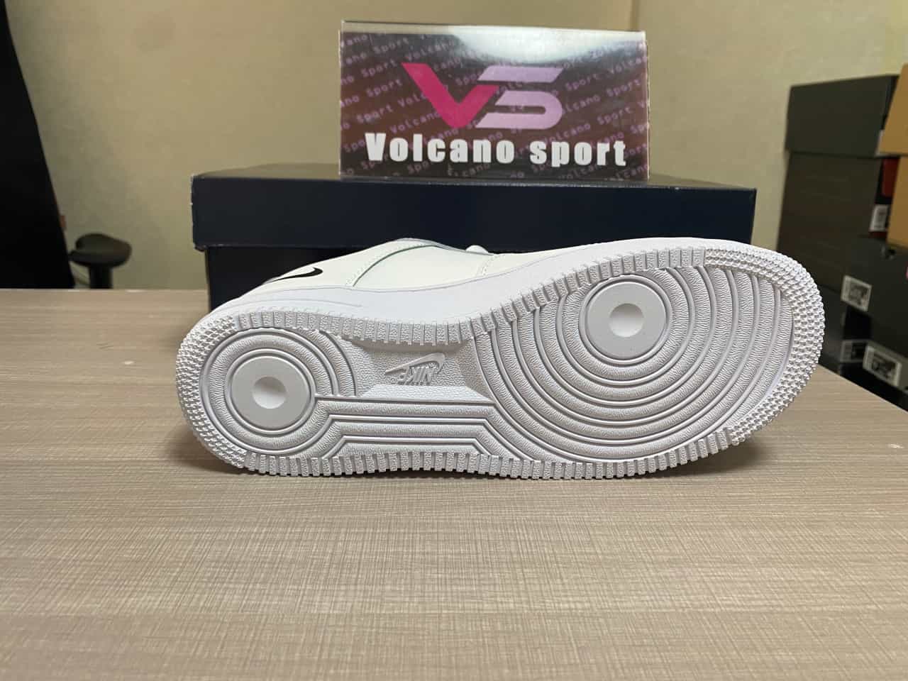 Air Force 1 Low '07 Quadruple Swoosh White Navy Crimson FJ4226-100