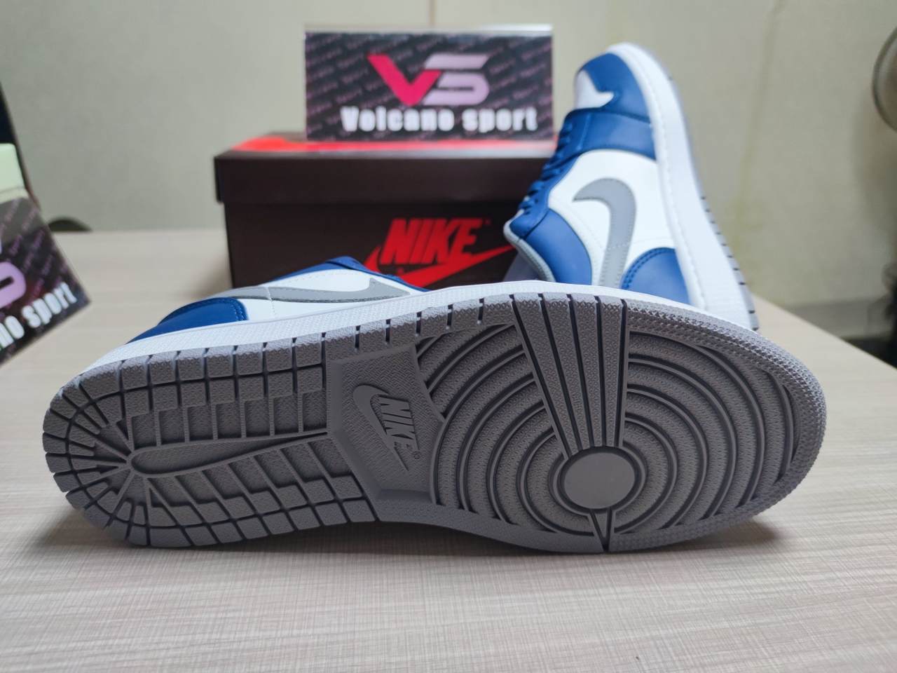 Air Jordan 1 Low “Purple Black” 553558 412