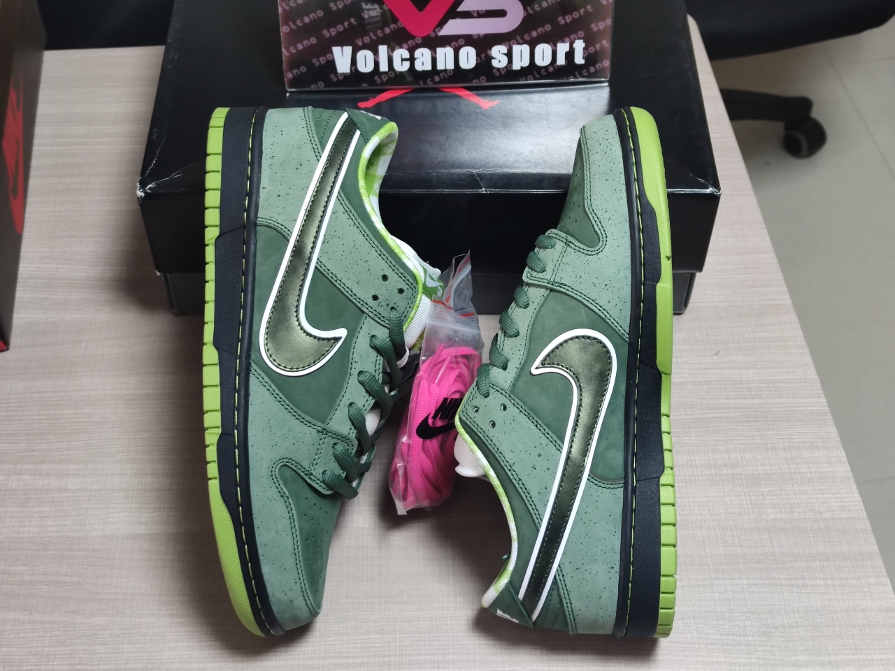 SB Dunk Low Concepts Green Lobster BV1310 337