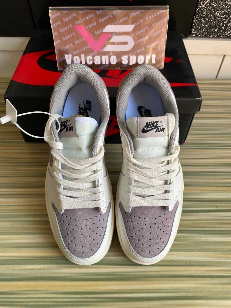 Jordan 1 Retro Low OG Atmosphere Grey CZ0790-101