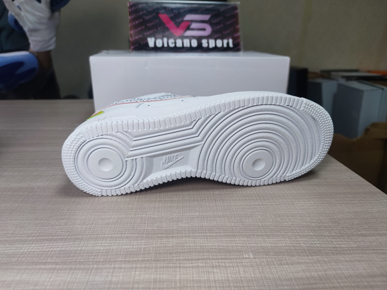 Air Force 1 Low '07 LX Dragon Fruit DV3809-100