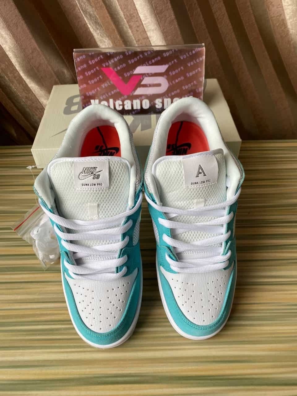 Dunk Low April Skateboards