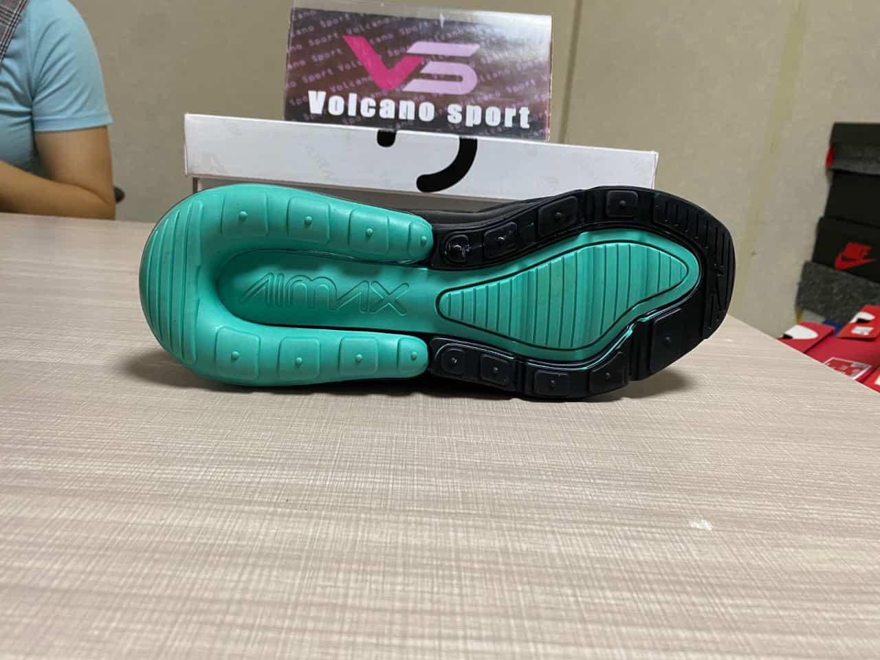 Air Max 270 AH8050-040