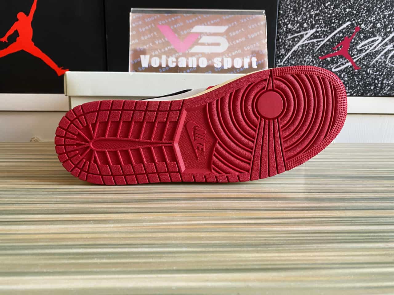 Jordan 1 Retro Low OG