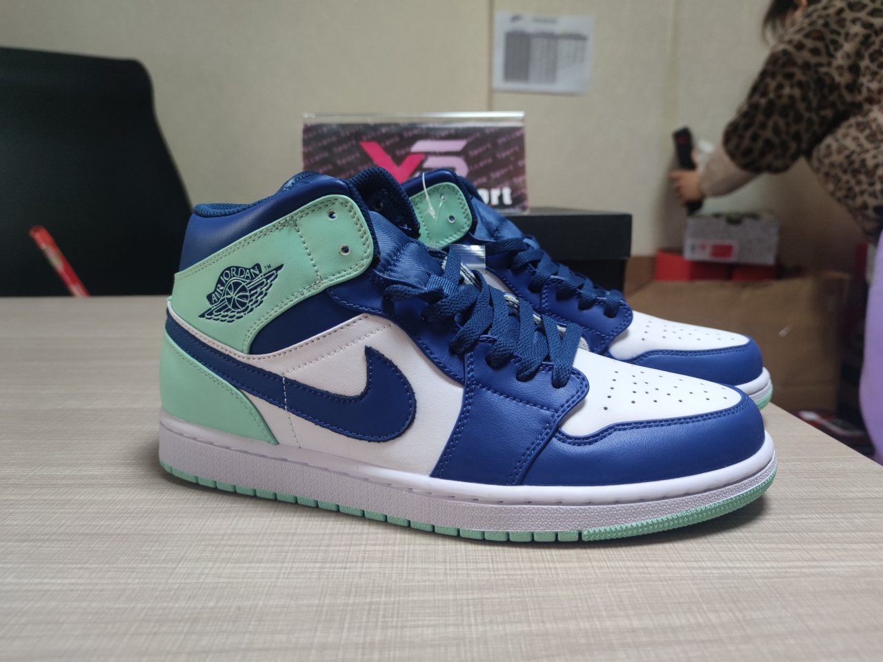 Jordan 1 Mid Mystic Navy Mint Foam 554724 413
