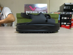 GUCCI Black Sandals With Horsebit