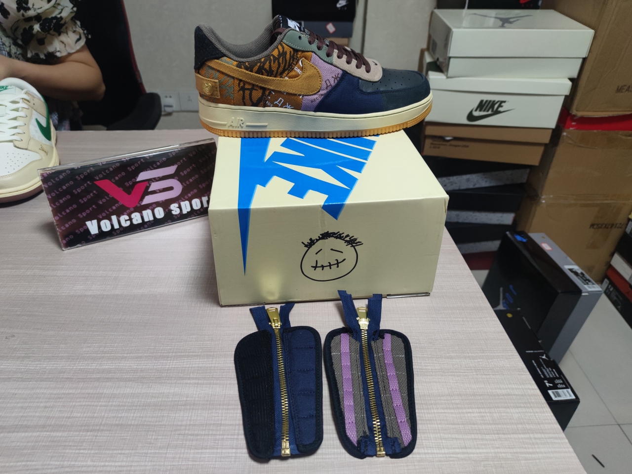 Air Force 1 Low Travis Scott Cactus Jack CN2405 900