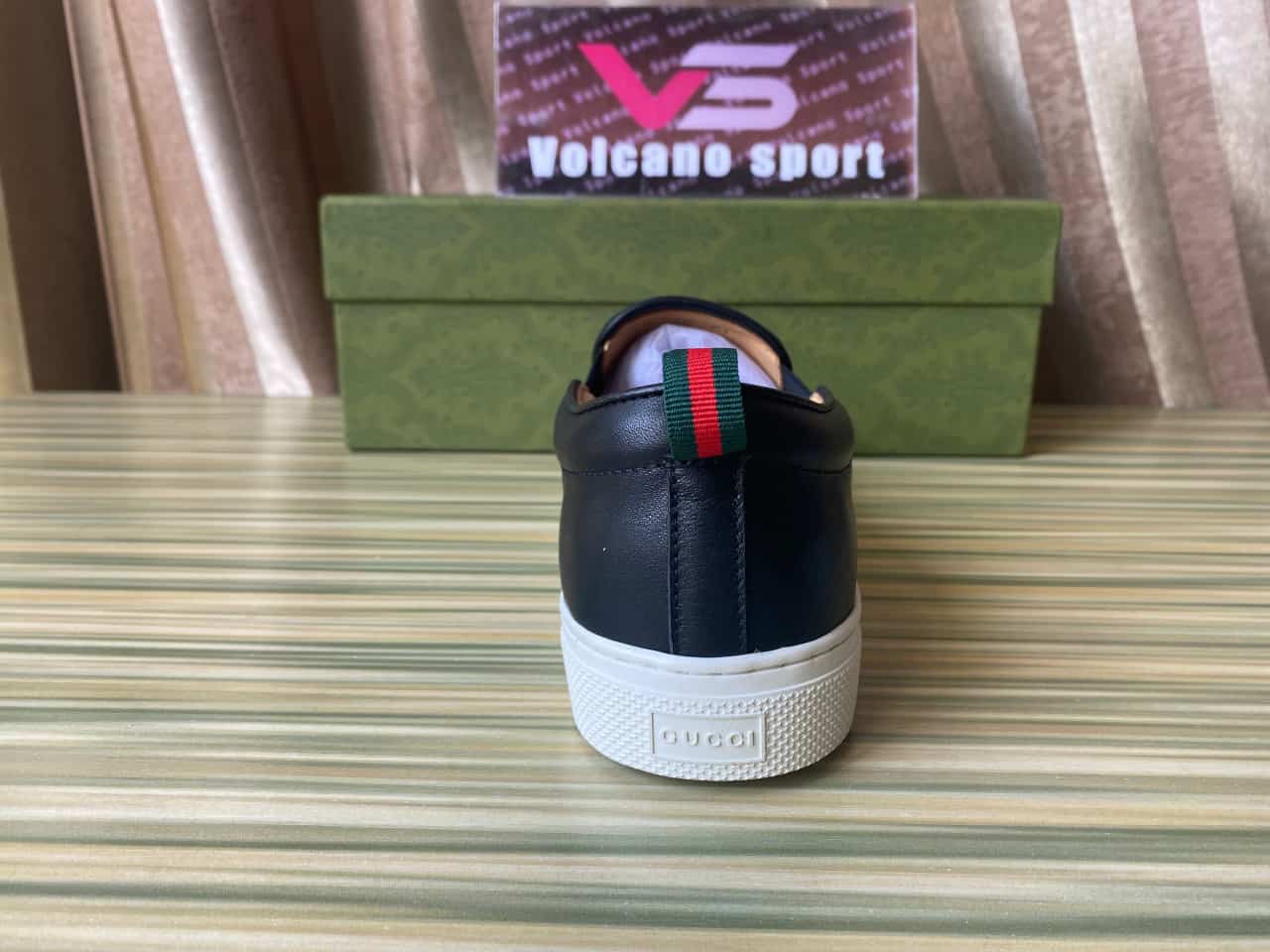 GUCCI Shoes slip on