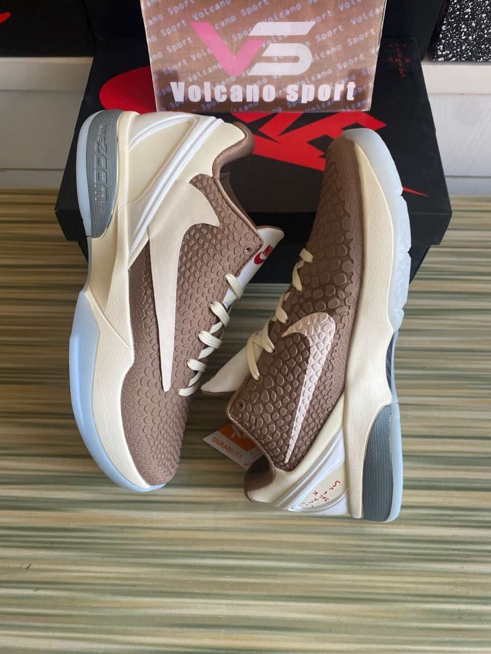 Kobe 6 Protro Chaos Yellow Jaune CW2190-501