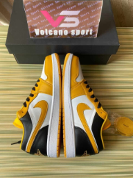 Jordan 1 Low Taxi 553558-701