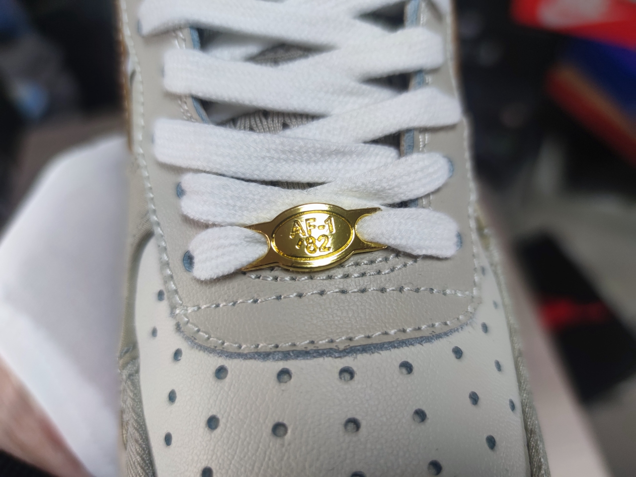 Air Force 1 Low Bling DX6061-122