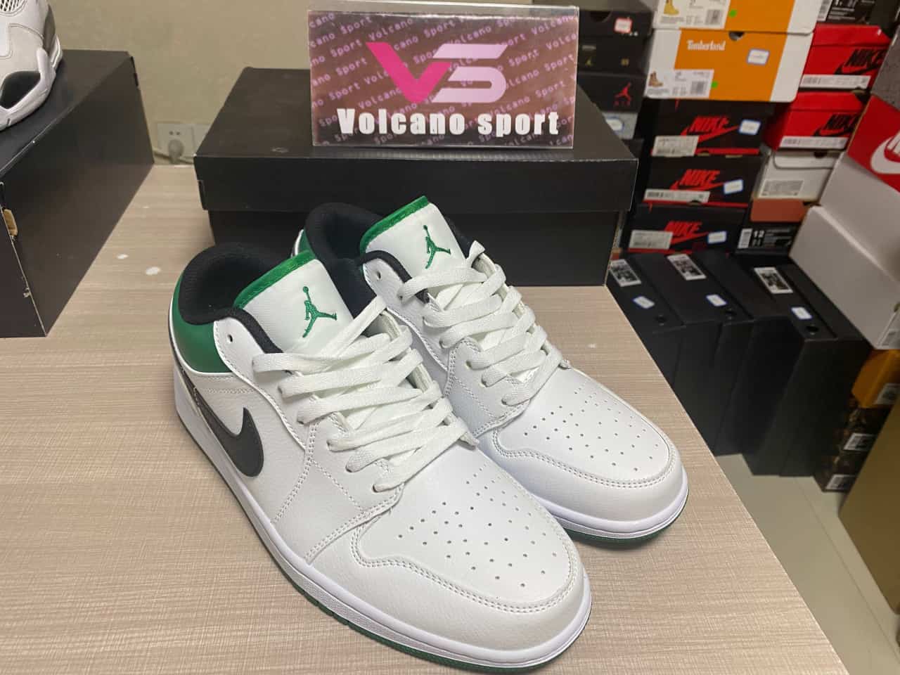 Jordan 1 Low White Lucky Green Black 553558-129