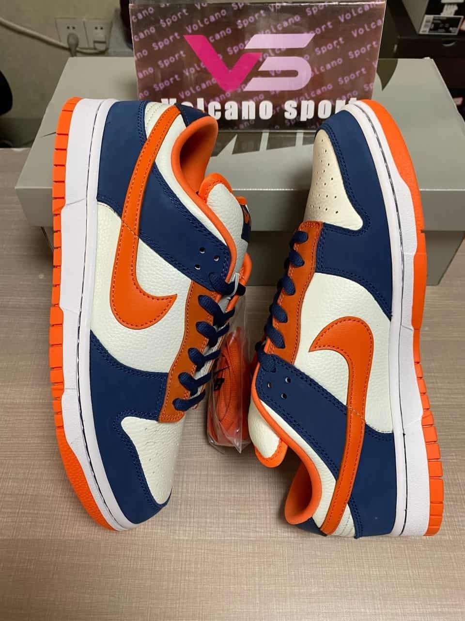 Dunk Low Pro SB 'Broncos' 304292-184