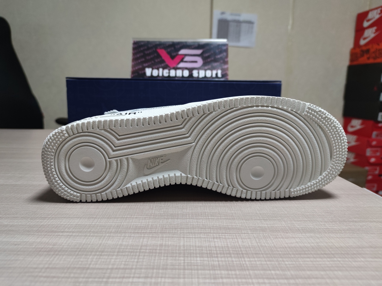 LV x Air Force 1'07 LV8 Low