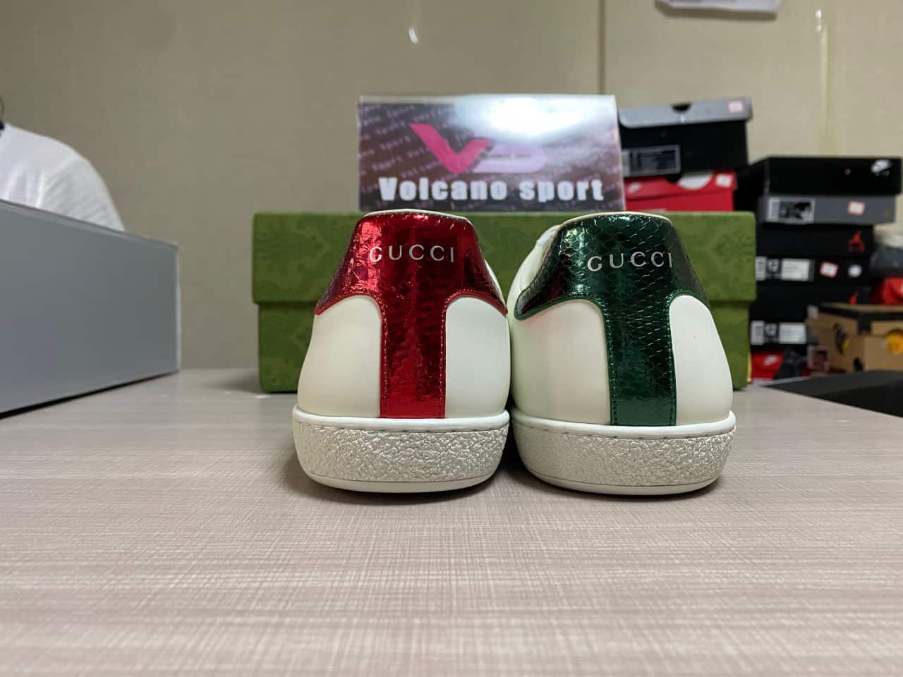 GUCCI Ace Embroidered 'Bee'
