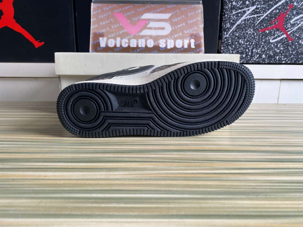 Air Force 1 07 Low Hacker Browm Beige White Black ZG0088-811