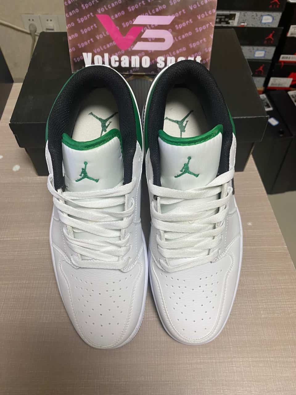 Jordan 1 Low White Lucky Green Black 553558-129