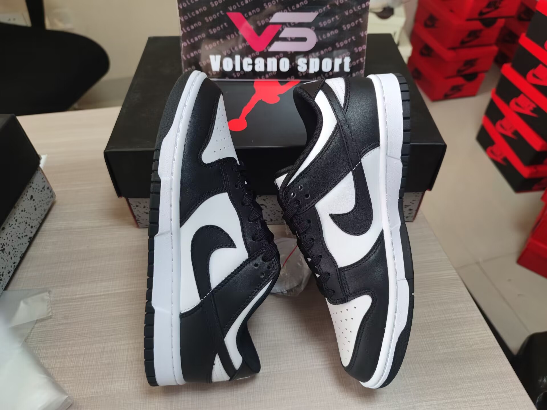 SB Dunk Low prm DD1391-100