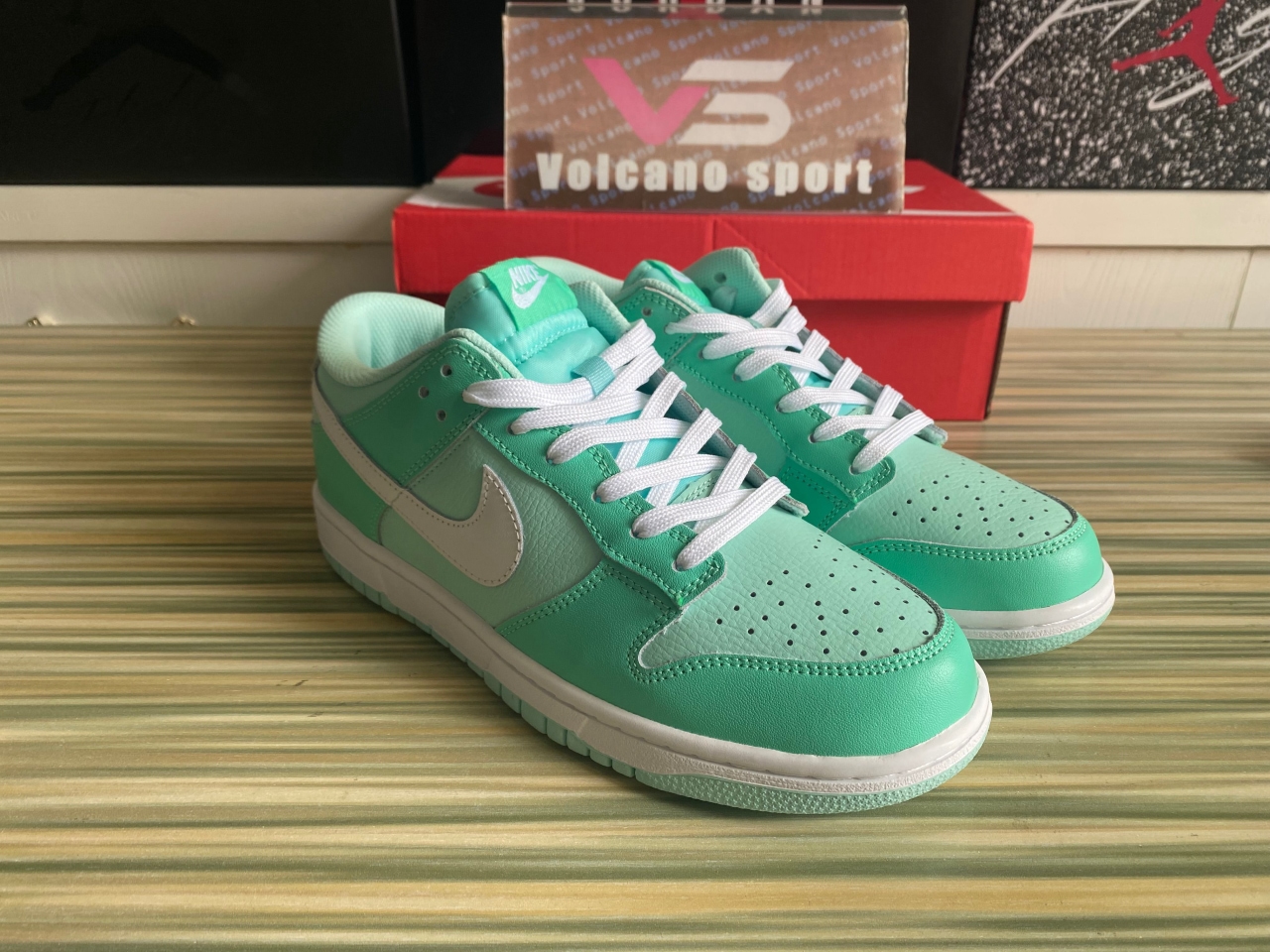 Nike Dunk Low Light Menta DJ6188-301