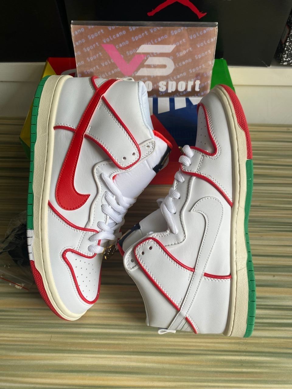 Nike SB Dunk High Paul Rodriguez Mexico CT6680-100