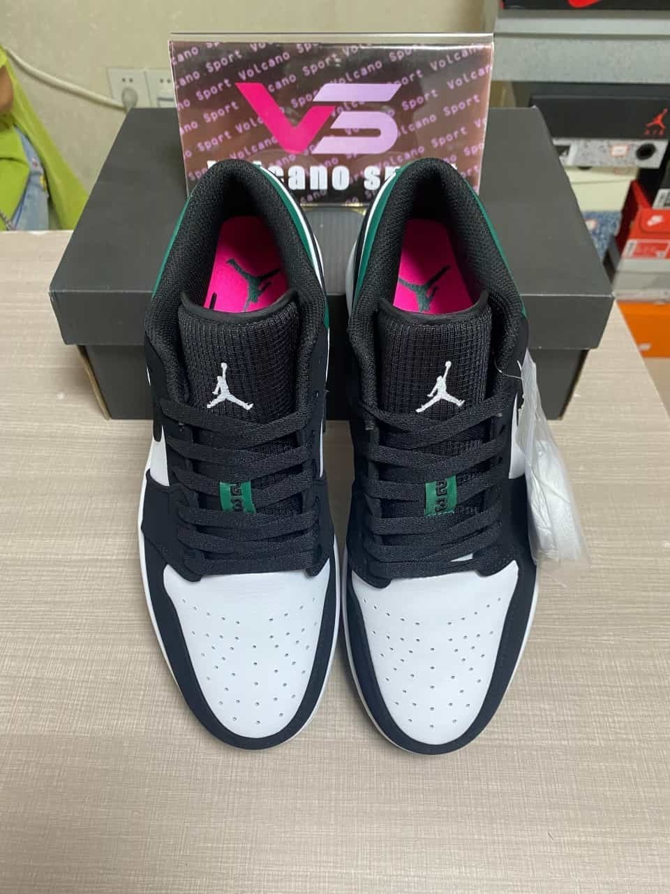 Jordan 1 Low White Black Mystic Green 553558-113