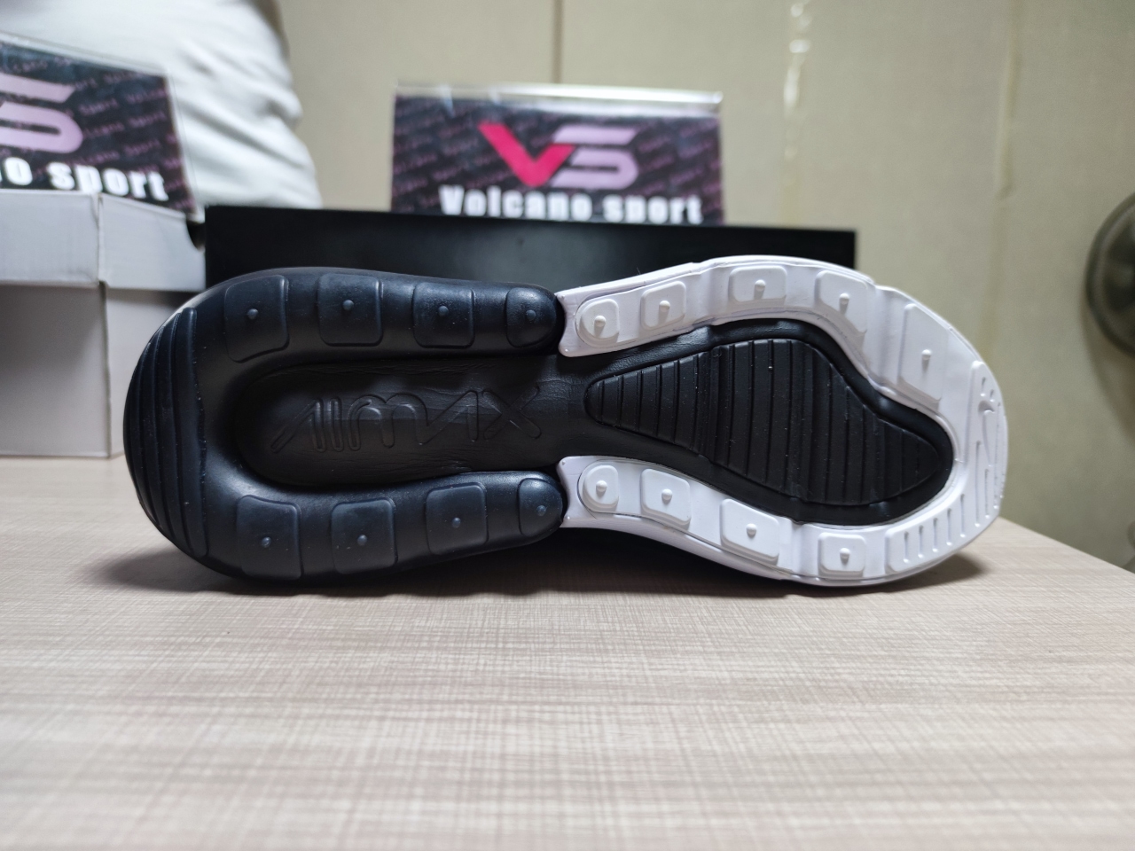 Air Max 270 AH6789 001