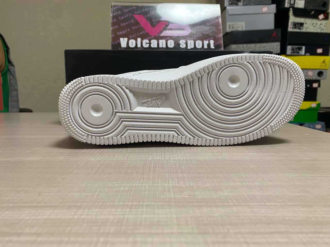 Nike Air Force 1 Low 