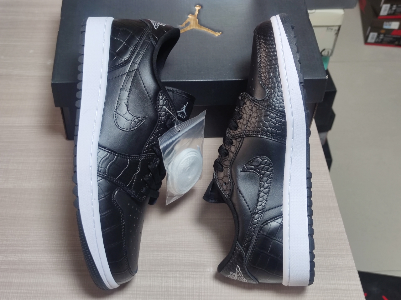 Jordan 1 Retro Low Golf Black Croc DD9315-003