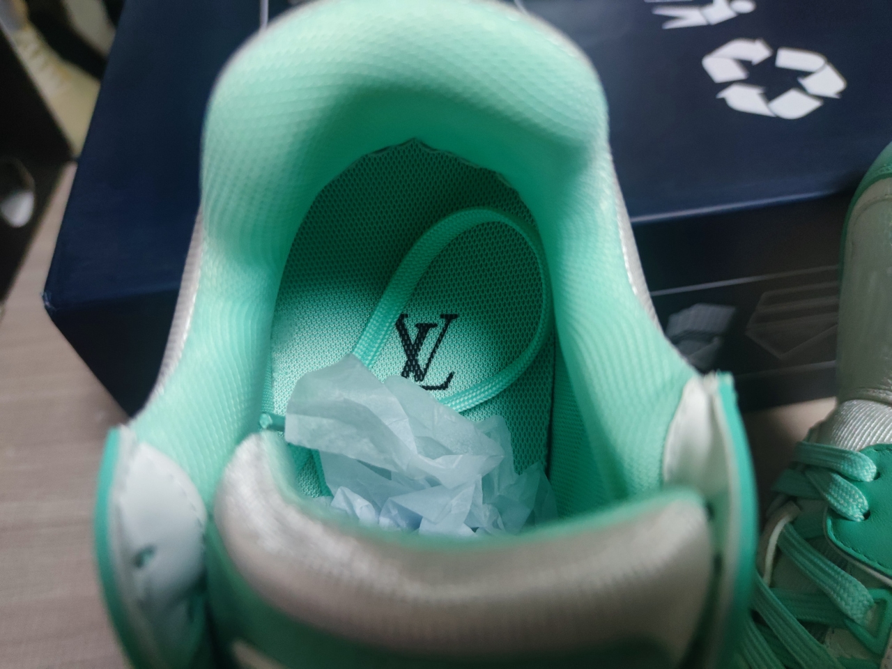 LV Trail Sneaker 380N Green