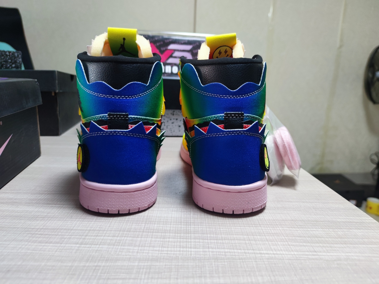 J Balvin x Jordan 1 High OG DC3481 900