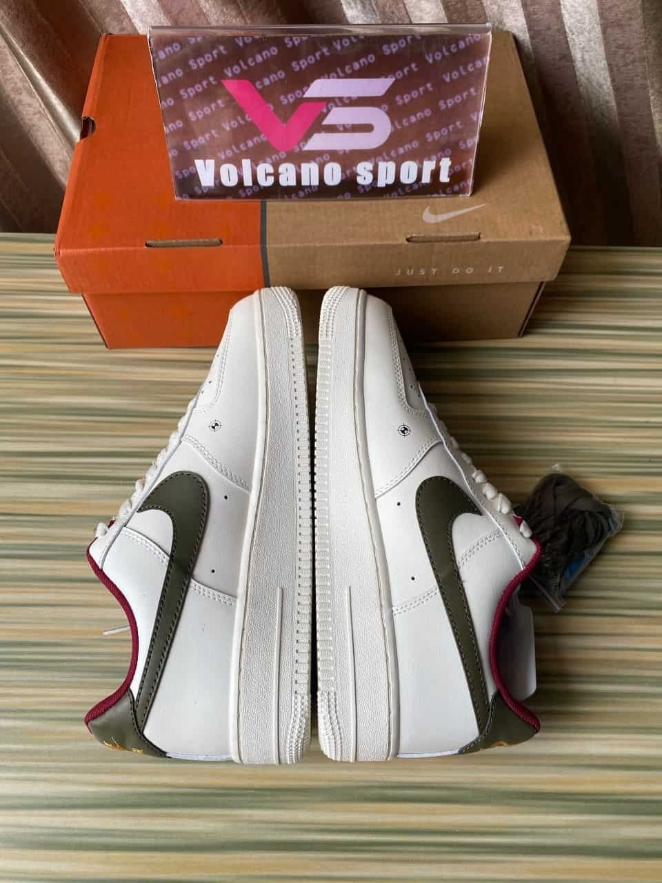 Air Force 1 07 Low Sighting Telescope Green Red Gold DM0970-123