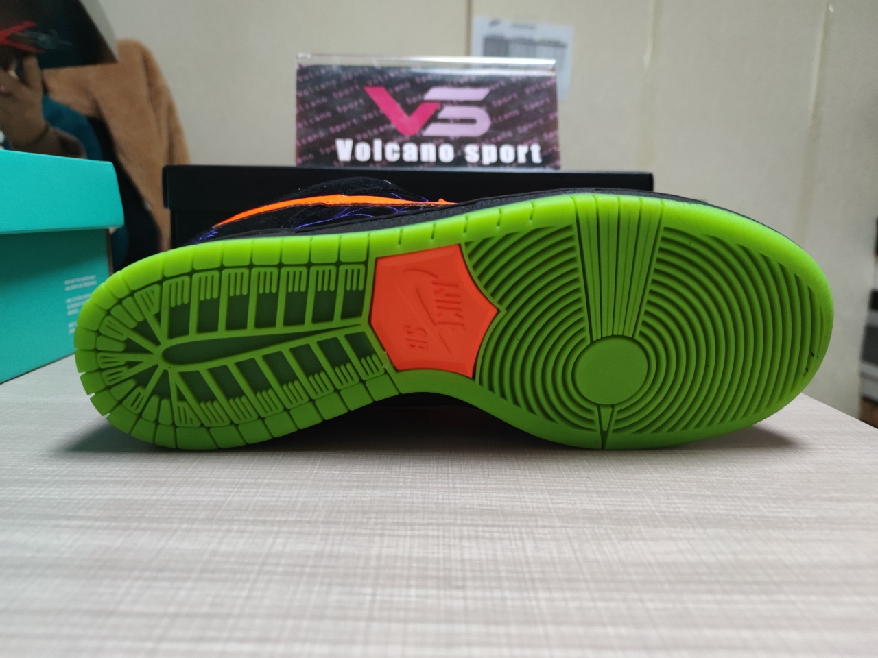 SB Dunk Low Night of Mischief Halloween BQ6817-006