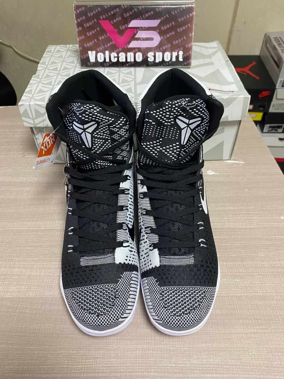 Kobe 9 Elite Black History Month 704304-010