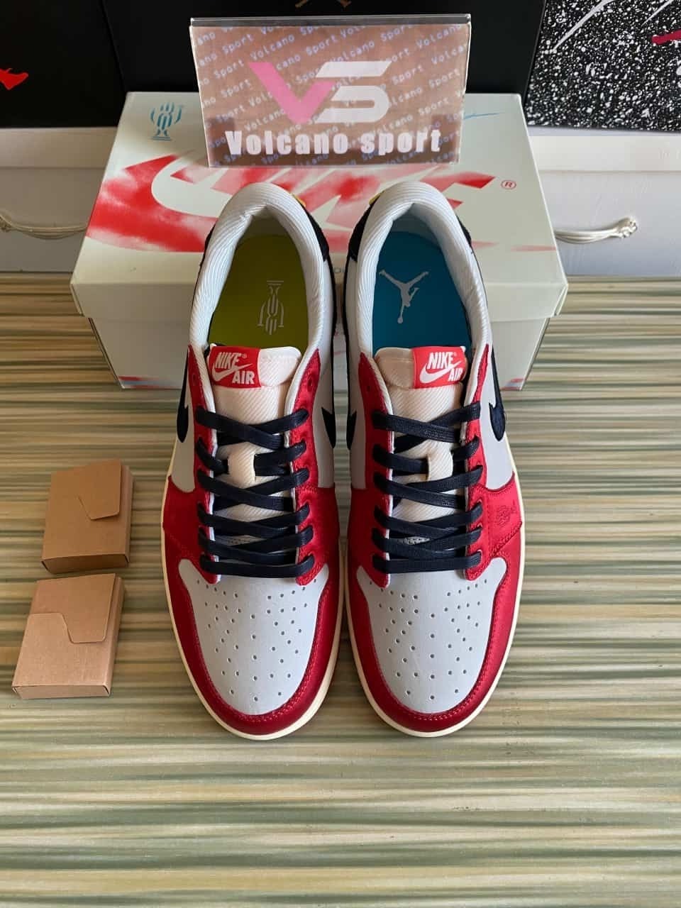 Jordan 1 Retro Low OG