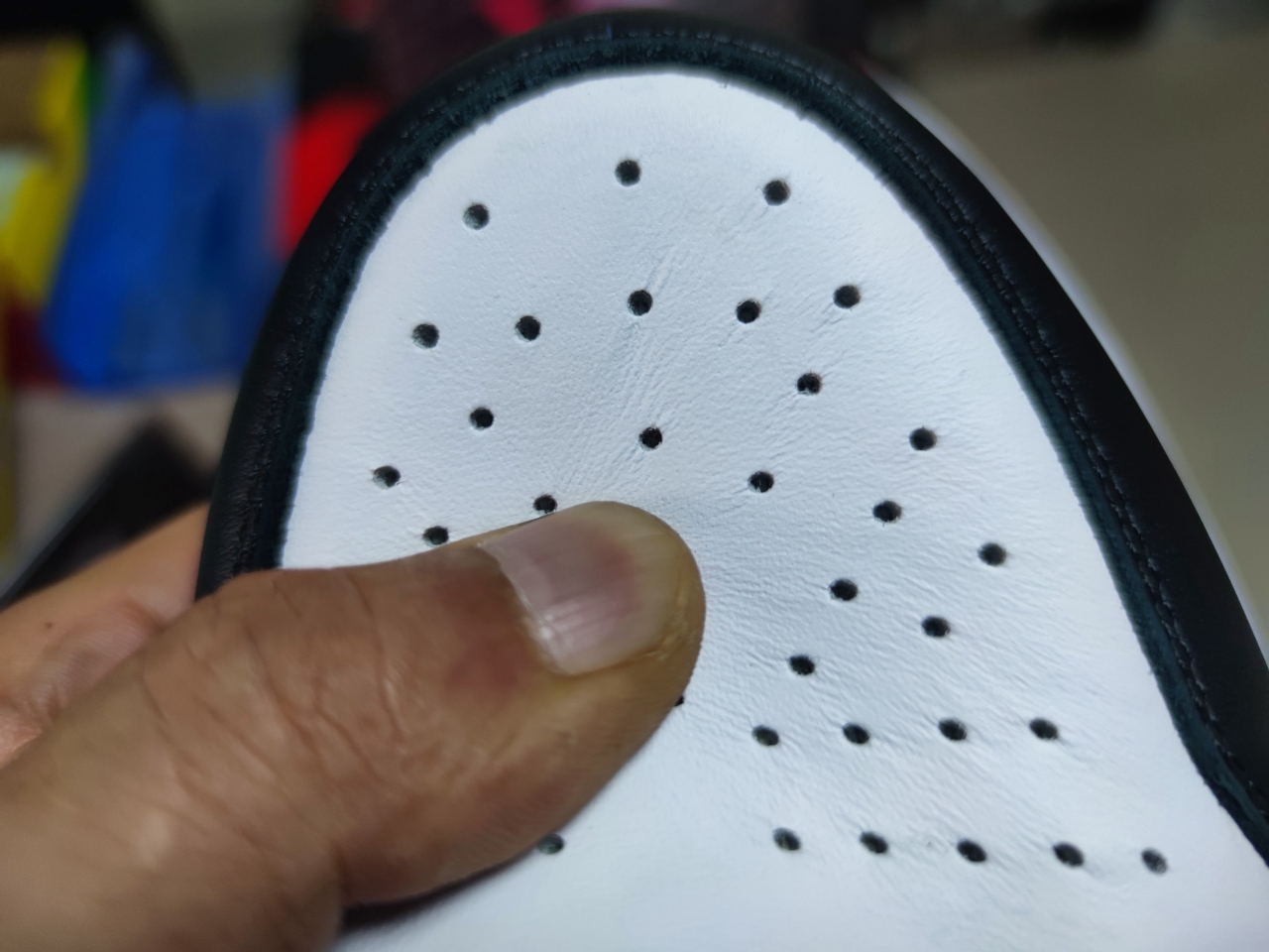 Wmns Jordan 1 High OG 555088 125