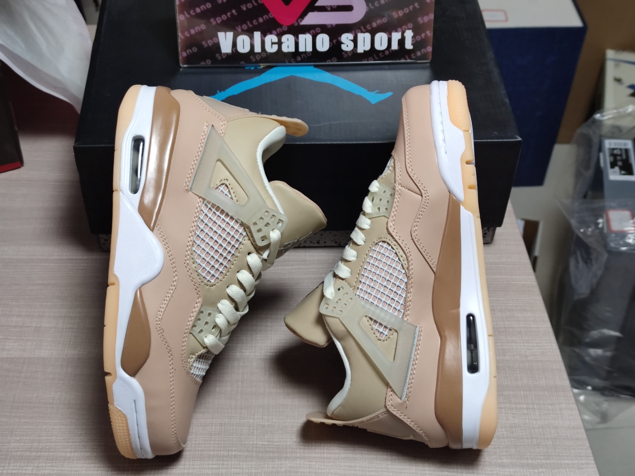 Jordan 4 Retro Shimmer DJ0675 200