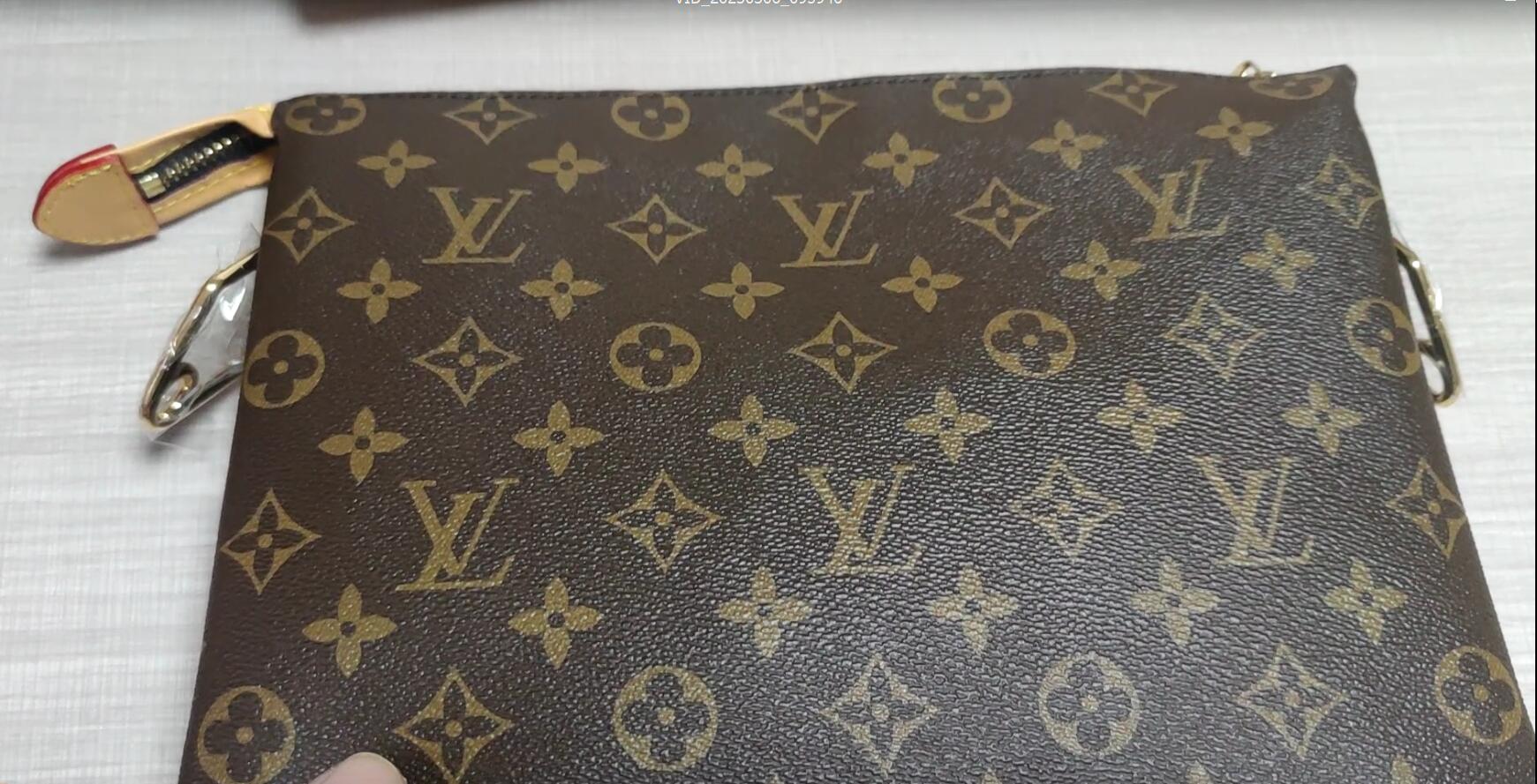 LV Coussin PM M57793